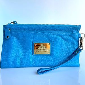 Rowallan Blue Leather Wristlet